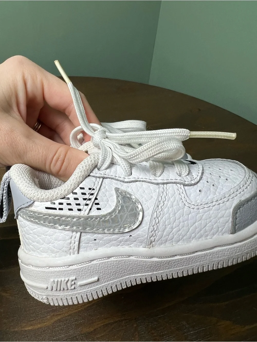 Nike Baby Air Force 1 LV8 Toddler Shoes Unisex 4C Lace Up White Wolf Grey